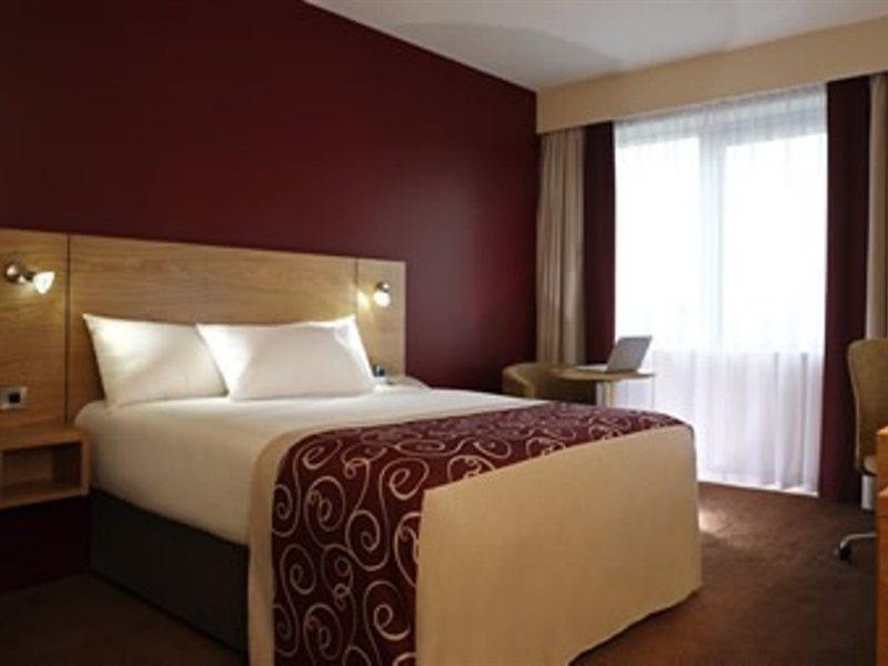Leonardo Hotel Dublin Christchurch - Formerly Jurys Inn Esterno foto
